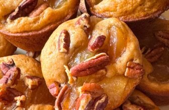APPLE PIE MUFFINS – The Southern Woman Cooks
