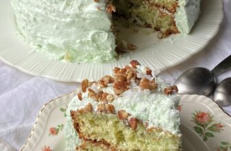 WATERGATE CAKE – VINTAGE RECIPE